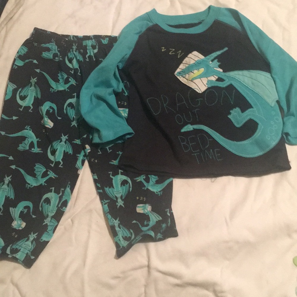 Toddler Carter’s pajama set